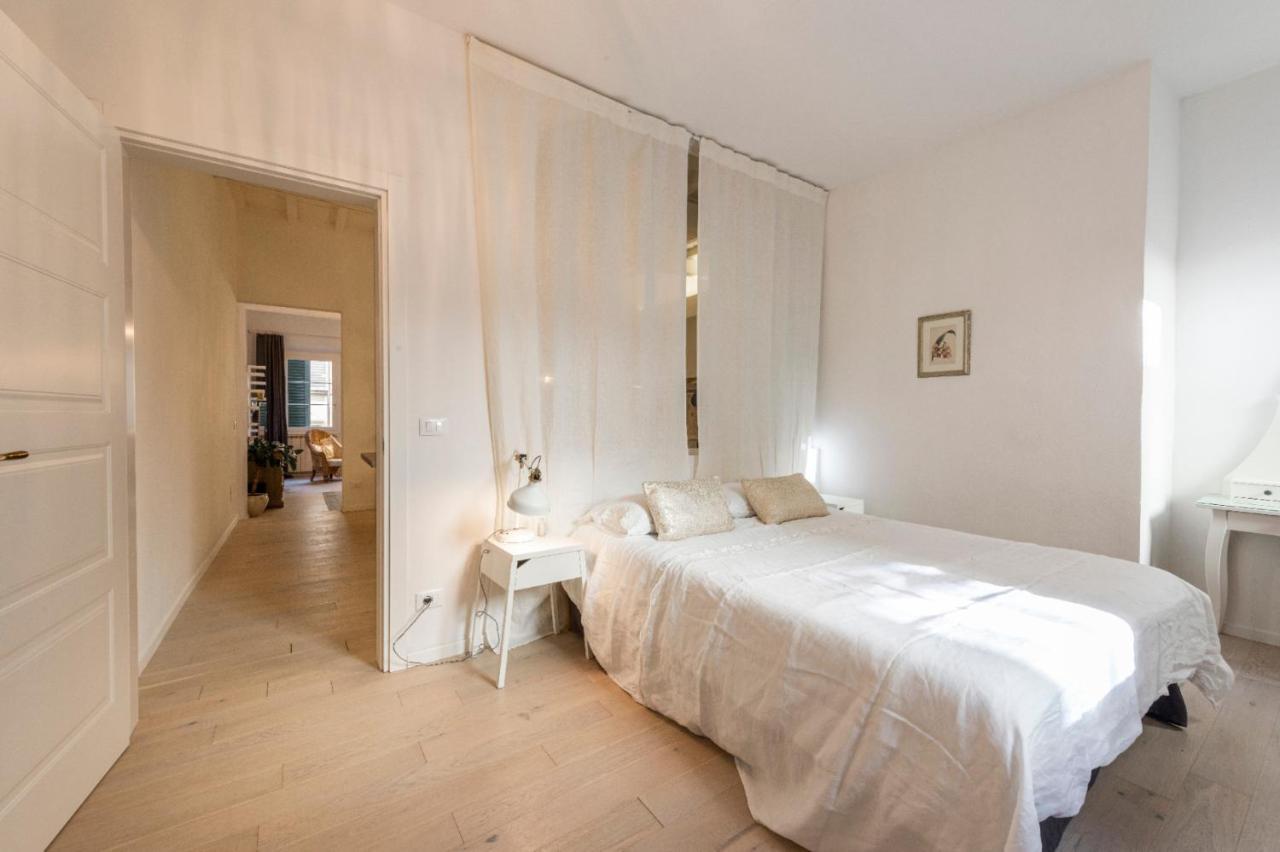 Florence- Chandelier Apartment Florenz